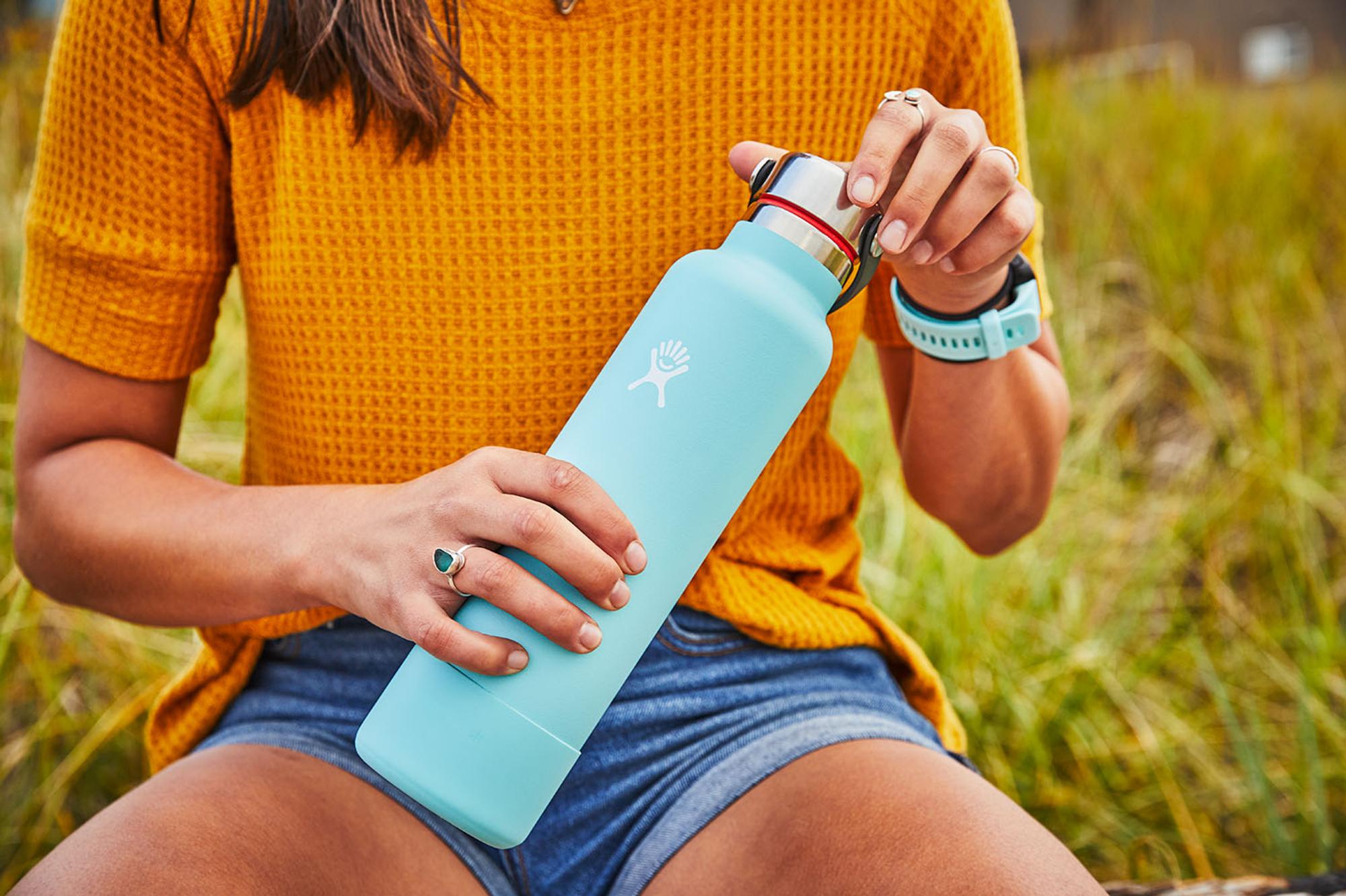 Hydro flask deals desert water bottle